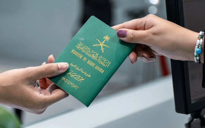 كيفية تجديد جواز السفر السعودي 1444/2023 بالخطوات عبر ابشر
